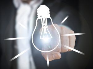 Cómo puedo economizar el gasto electrico en casa